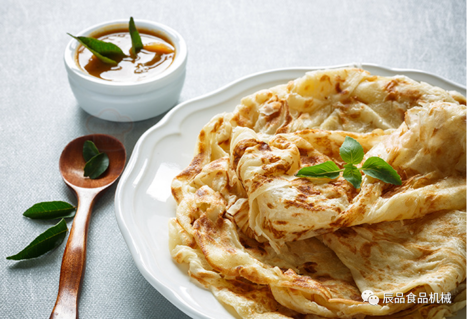 The famous Indian cuisine：Roti Paratha with achar and dal